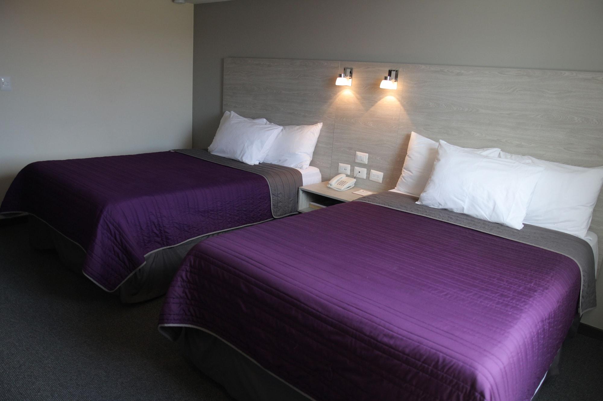 Kasa Hotel & Suites Irapuato Zewnętrze zdjęcie