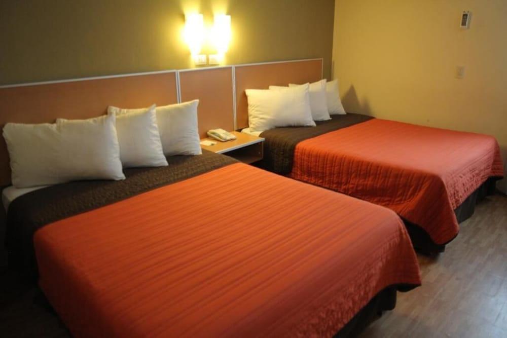 Kasa Hotel & Suites Irapuato Zewnętrze zdjęcie