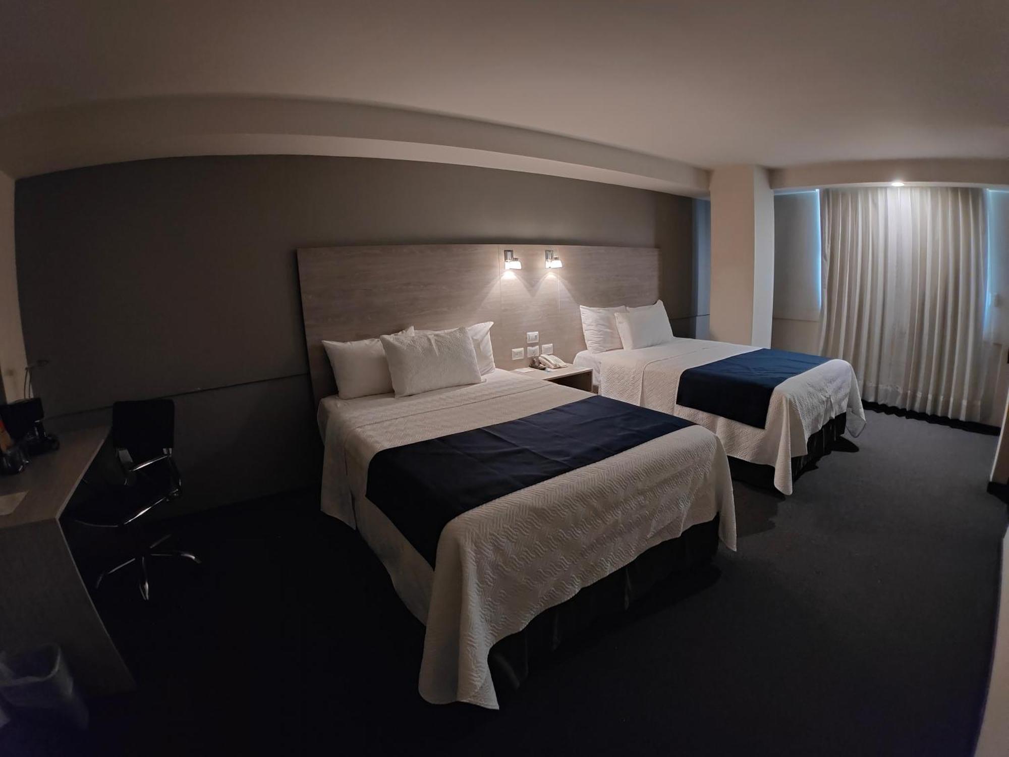 Kasa Hotel & Suites Irapuato Zewnętrze zdjęcie