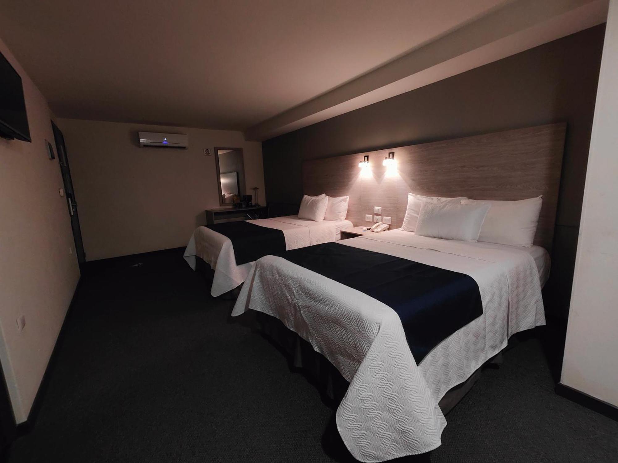 Kasa Hotel & Suites Irapuato Zewnętrze zdjęcie