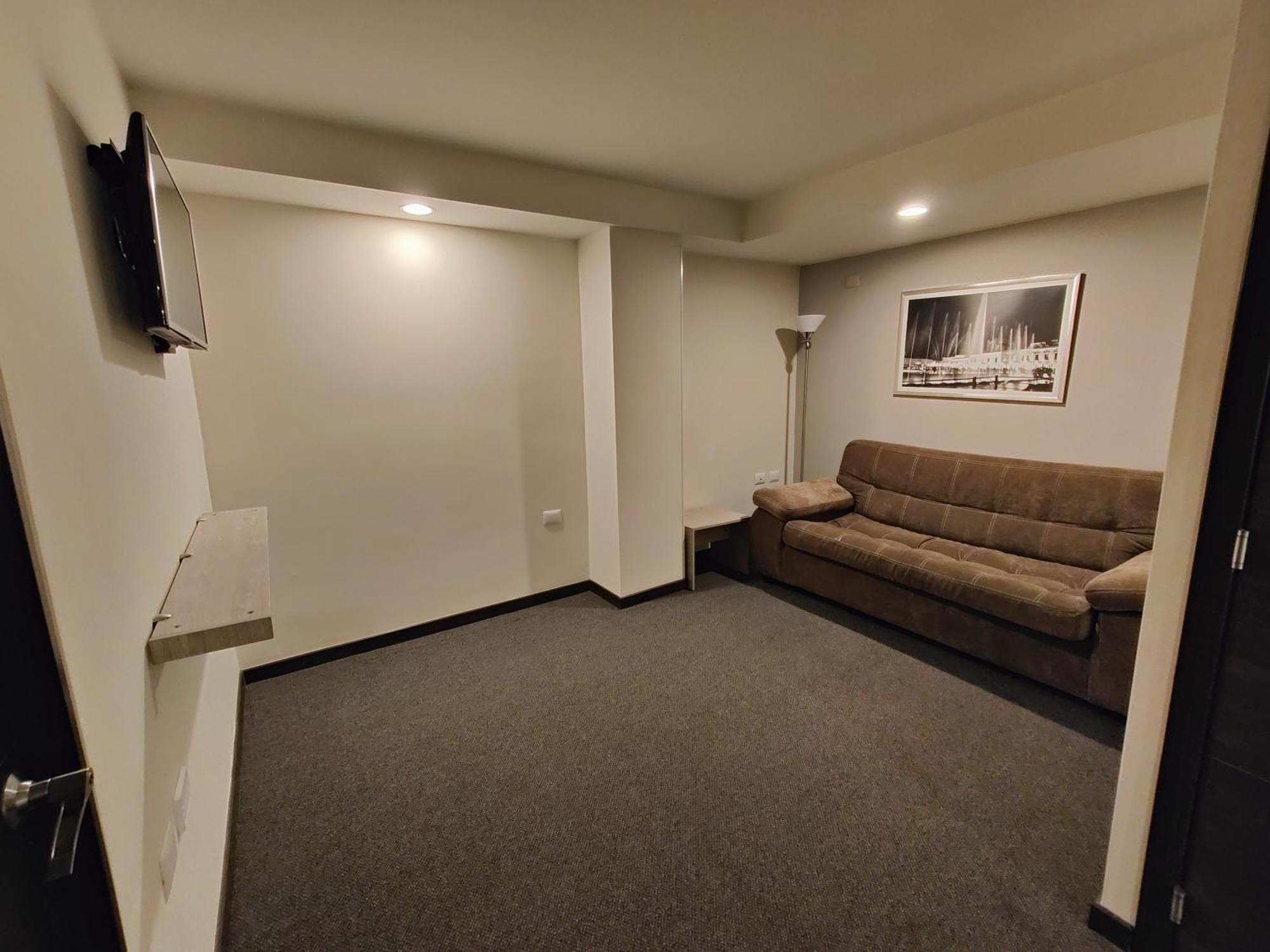 Kasa Hotel & Suites Irapuato Zewnętrze zdjęcie