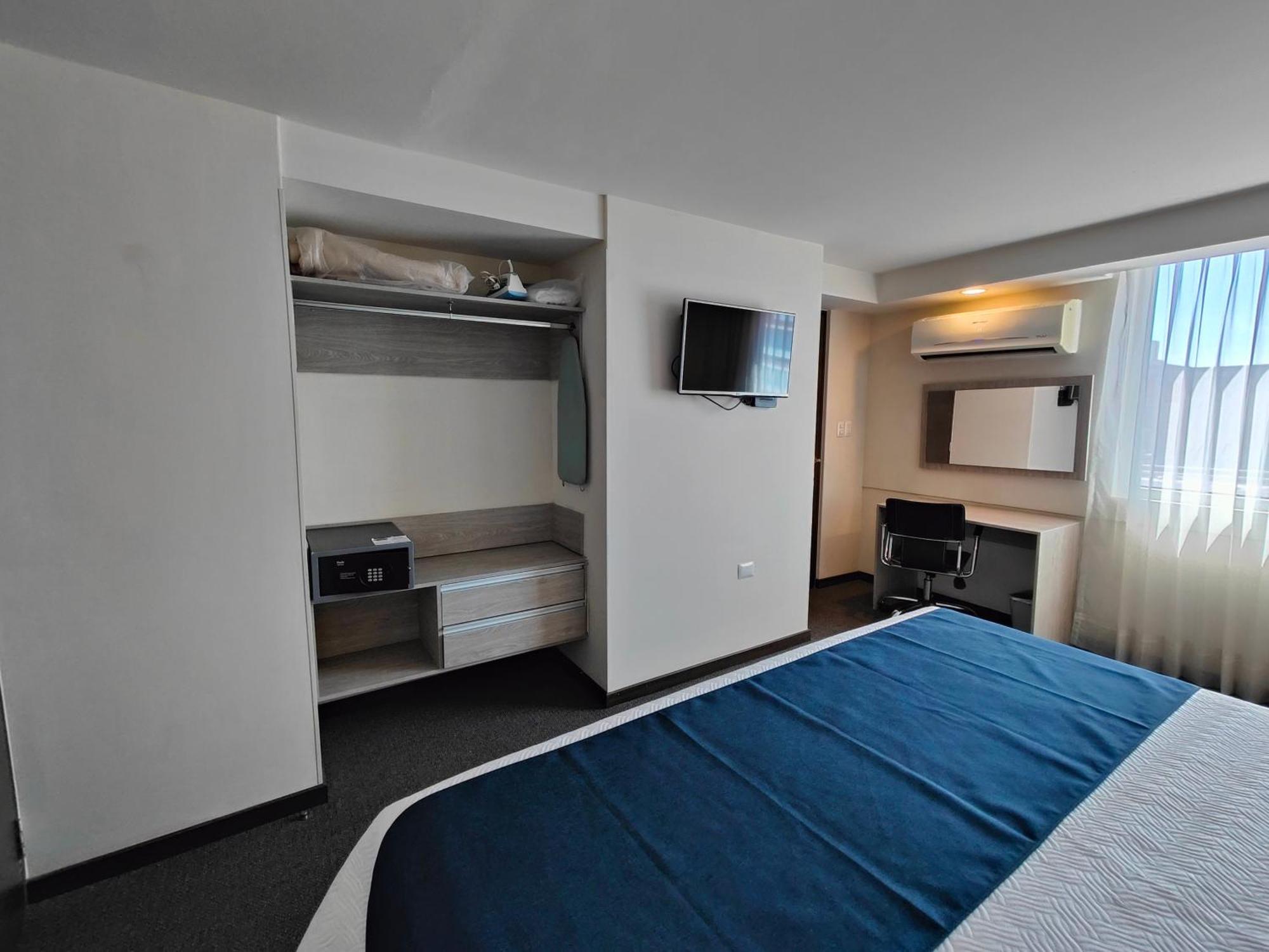 Kasa Hotel & Suites Irapuato Zewnętrze zdjęcie